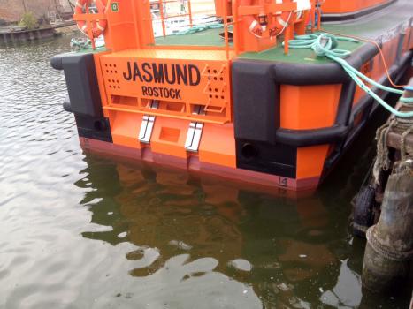 Fenders for workboat Jasmund, Lotsbetrieb GmbH, Mecklenburg-Vorpommern
