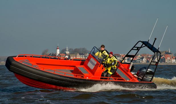 Maatwerk fenders voor werkboot Seahunter (Post workboats)
